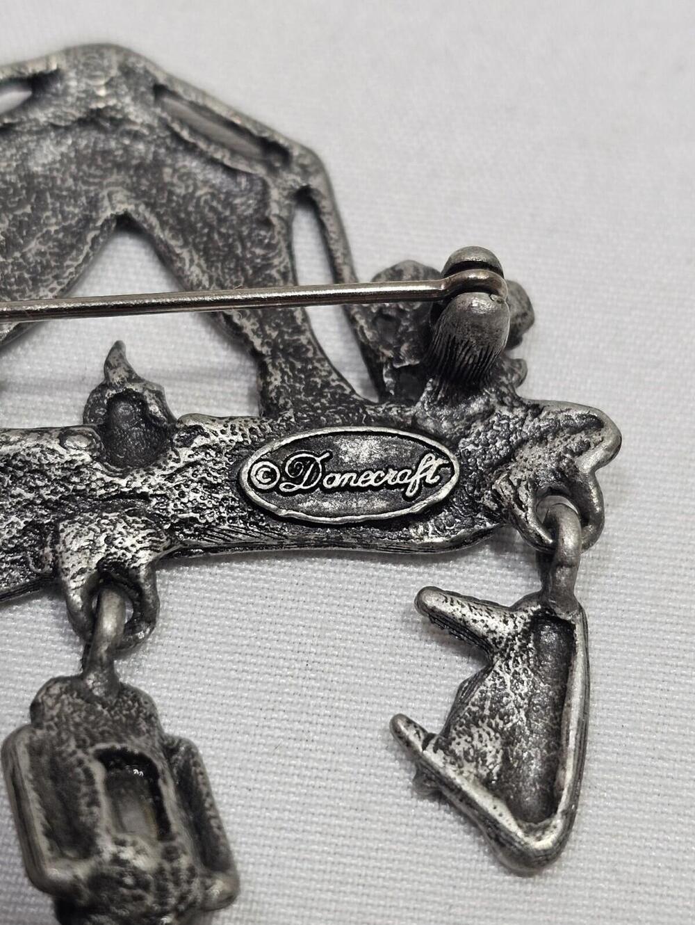 Vintage Brooch Danecraft Pewter Art Camping Site With Fire Pinback - Picture 4 of 4